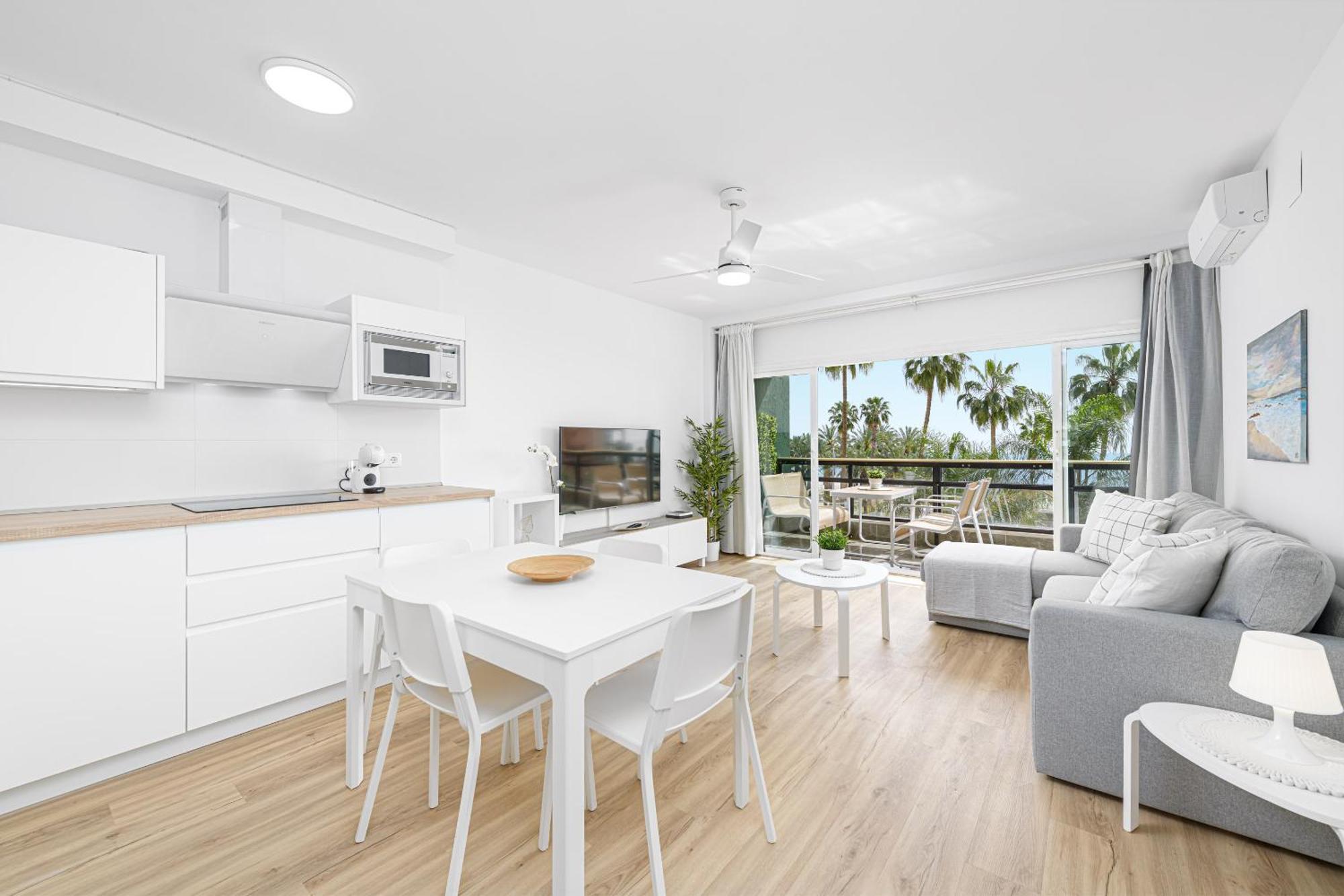 Ferienwohnung Amazing Carihuela View & Parking Torremolinos Exterior foto